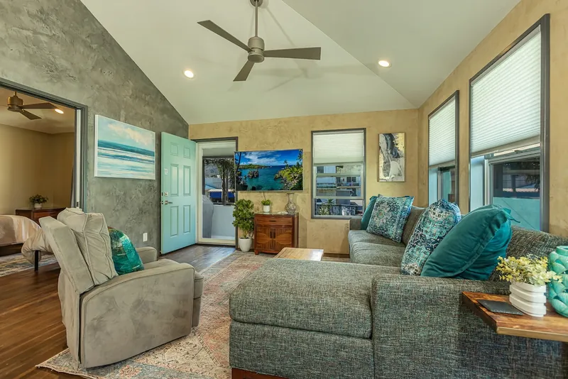 Tons of natural light — Historic 2BR Condo, Wailuku